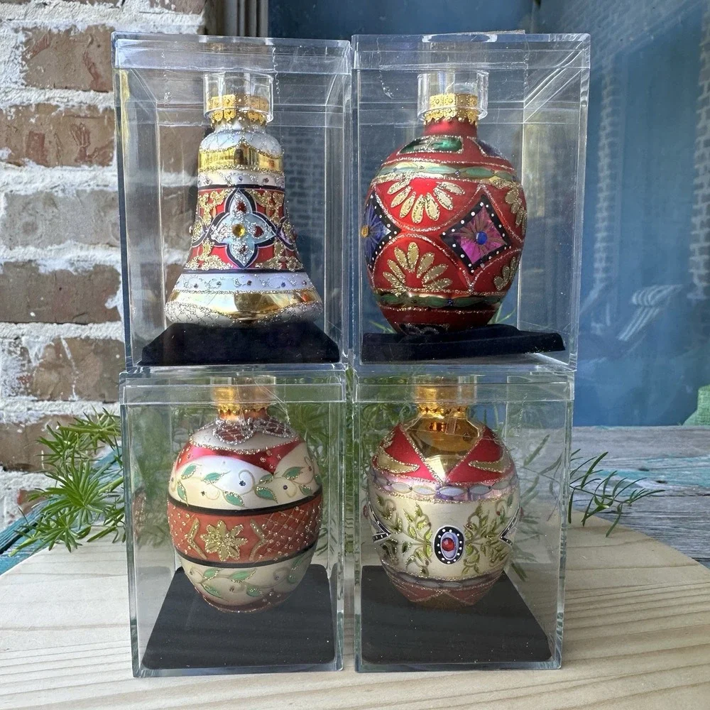 Designers Studio LTD‎ Series 3.5 Inch Handcrafted Christmas 4 Glass Ornaments